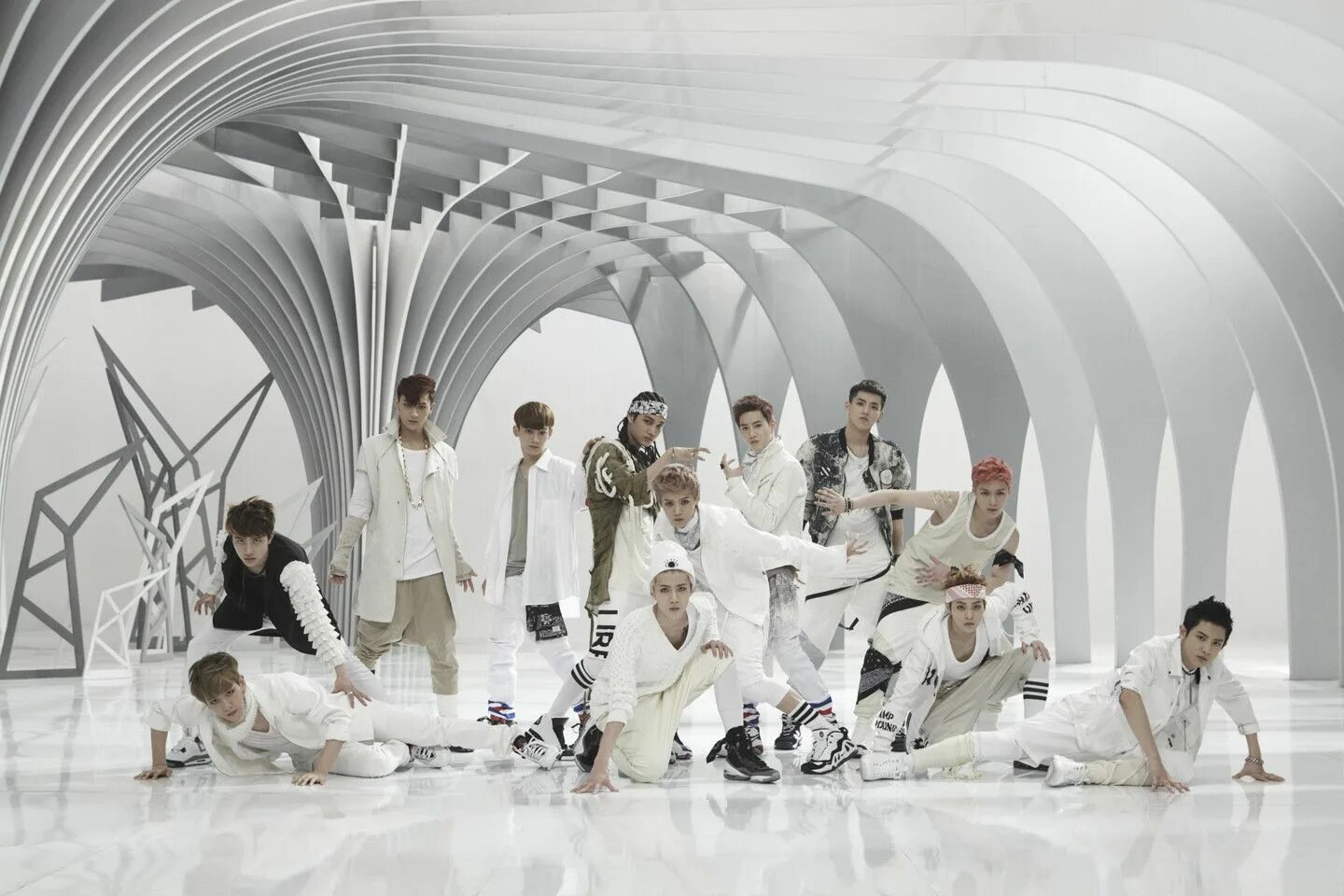 Exo wolf. Wolff exo. exo wolf album. exo клипы.