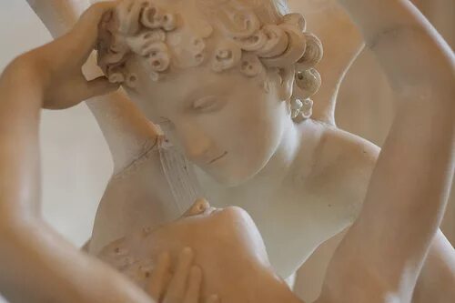 Психея скульптура. Eros mothers. Eros mothers. Амур и психея эрмитаж. Эрмитаж римская скульптура эрот.