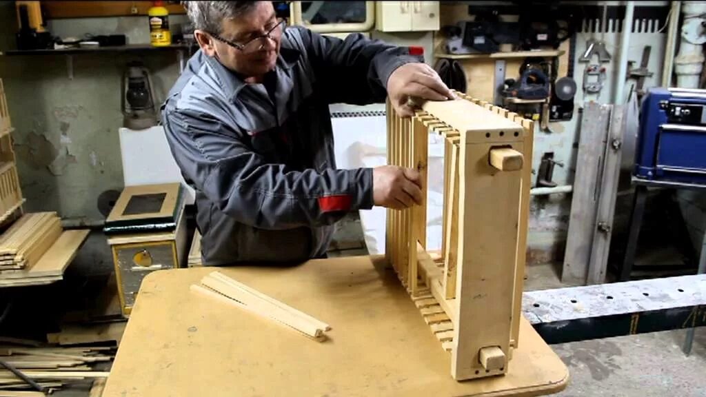 Фрезерный станок с чпу 1216 decart. Как на компьютере сделать видео из фотографий и музыки. Как сделать видеоролик из фотографий. Кондуктор для сколачивания рамок для пчел. Изготовить видео.