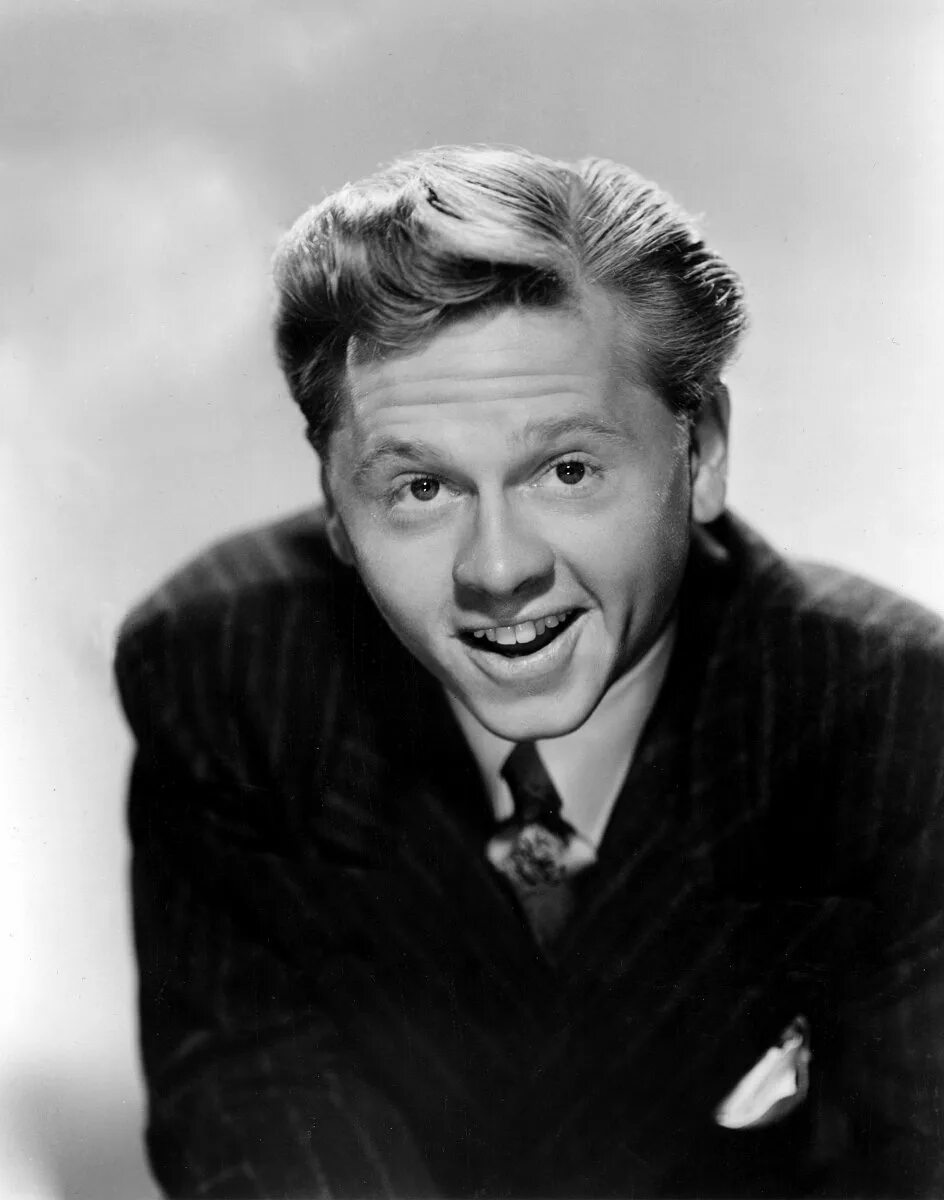 Микки руни младший. Микки руни актер. Микки руни. Mickey rooney. Микки руни.