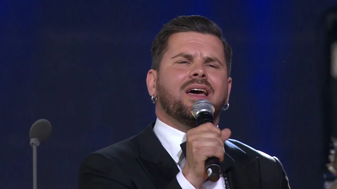 Интарс бусулис слушать. Интарс бусулис. Интарс бусулис море. Интарс бусулис слушать. Интерес бурбулис.