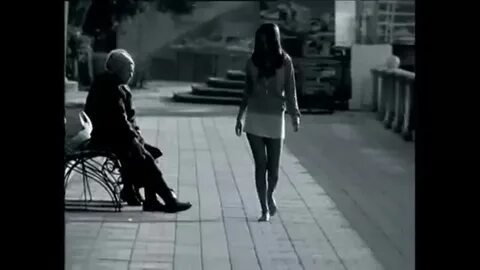 Кто поет песню вдоль ночных дорог
