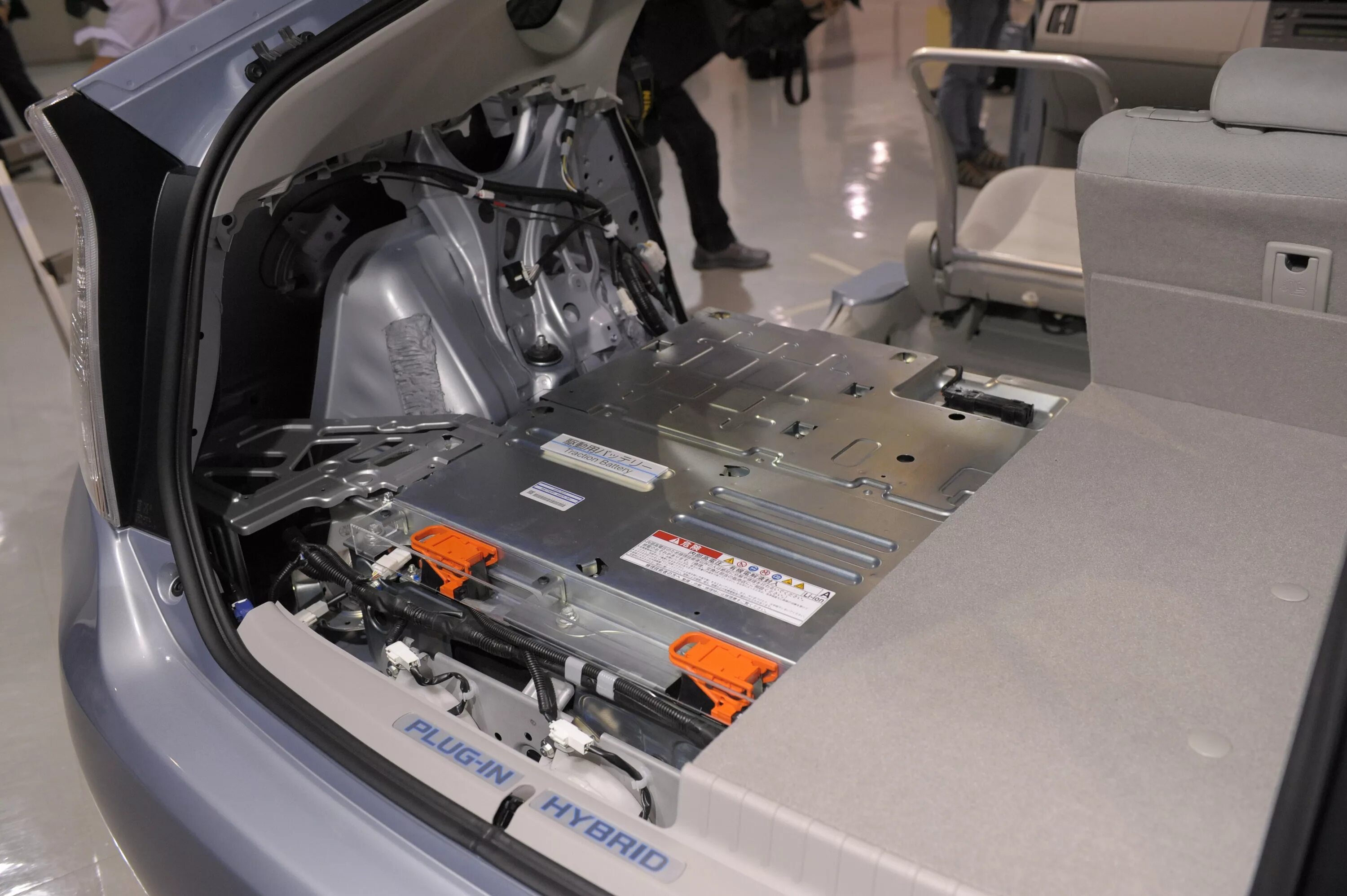 Радиатора салона prius 20. Бардачок тойота приус 30. Приус 20. Высоковольтная батарея тойота приус 30. Торпедо prius 30.