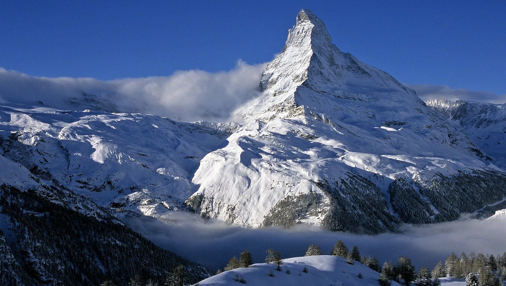 Маттерхорн Альпы. Вершина Маттерхорн Альпы. Швейцария Альпы Matterhorn. Гора Маттерхорн в Швейцарии. Средняя высота гор альпы