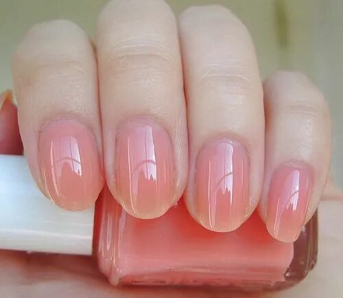 Лак эсси молочно розовый. Лак для ногтей оттенок 545 essie. Полупрозрачный гель лак для ногтей розовый. Прозрачно розовый лак для ногтей. Полупрозрачный лак для ногтей.