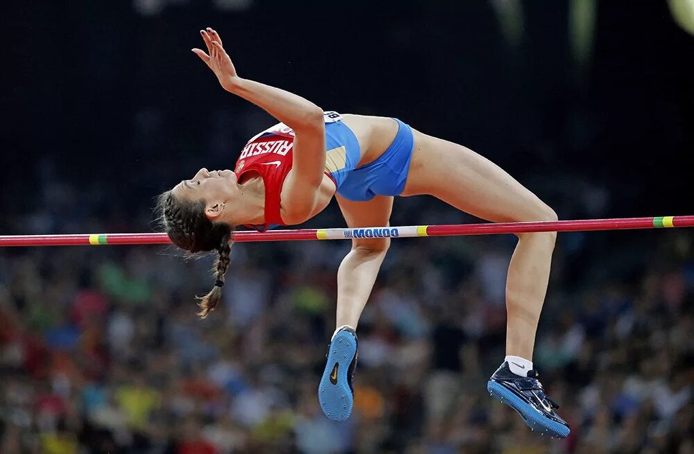 14 прыжки в высоту. Прыжки в высоту. Легкая атлетика ловкость. Российская спортсменка прыжки в высоту. Гибкость в легкой атлетике.