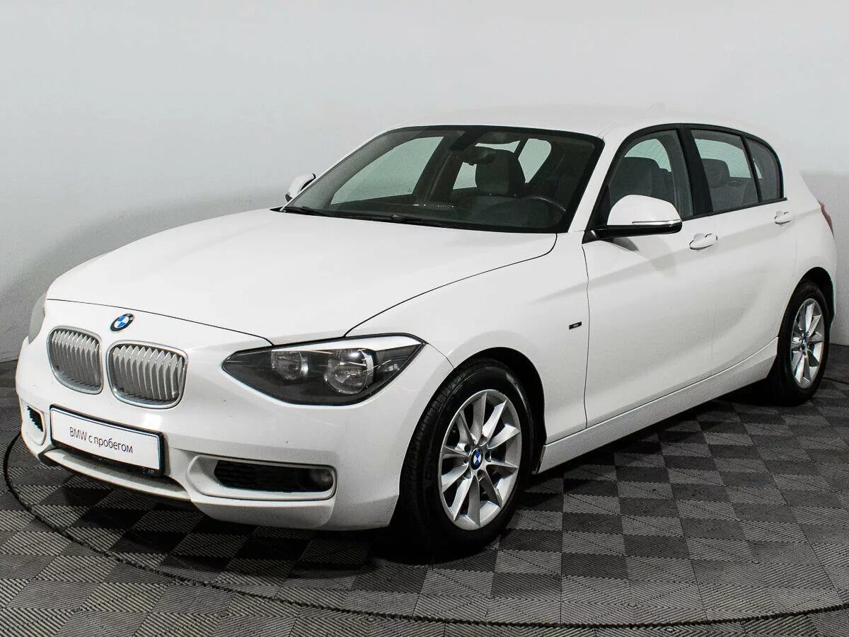 Автомобиль bmw 1. БМВ 118 f20. БМВ f20 118i. BMW 1 2012. BMW 1 f20 2012.