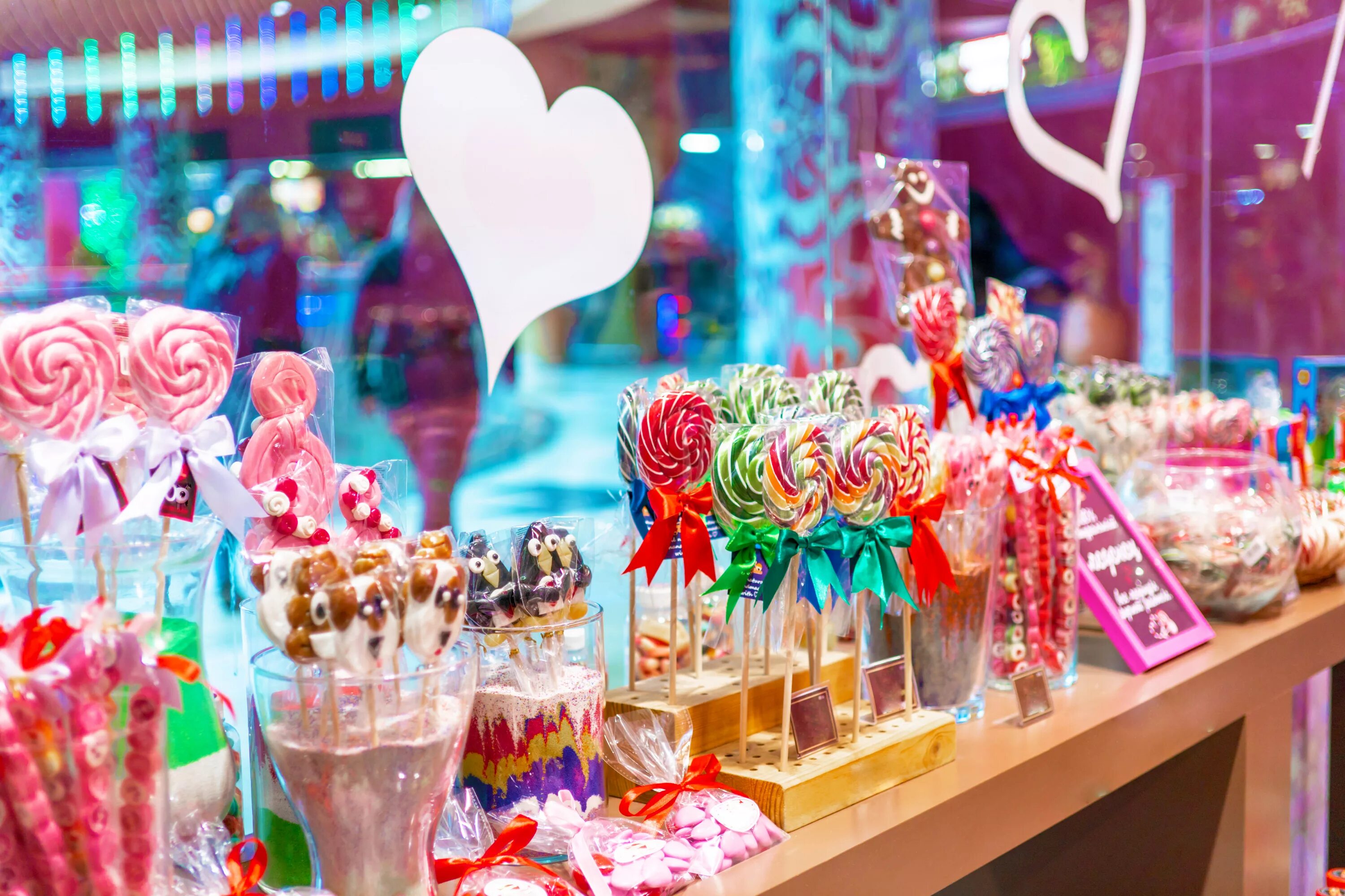 санкт-петербург невский проспект 77 карамельная фабрика. волшебная карамель питер. магазин карамели в санкт-петербурге. волшебные карамельки питер. карамель спб.