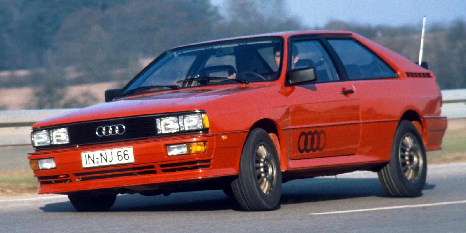 Ауди quattro 1980. Audi quattro sport s1. Ауди кватро 80 1980. Ауди кватро вибрация. Ауди кватро вибрация.