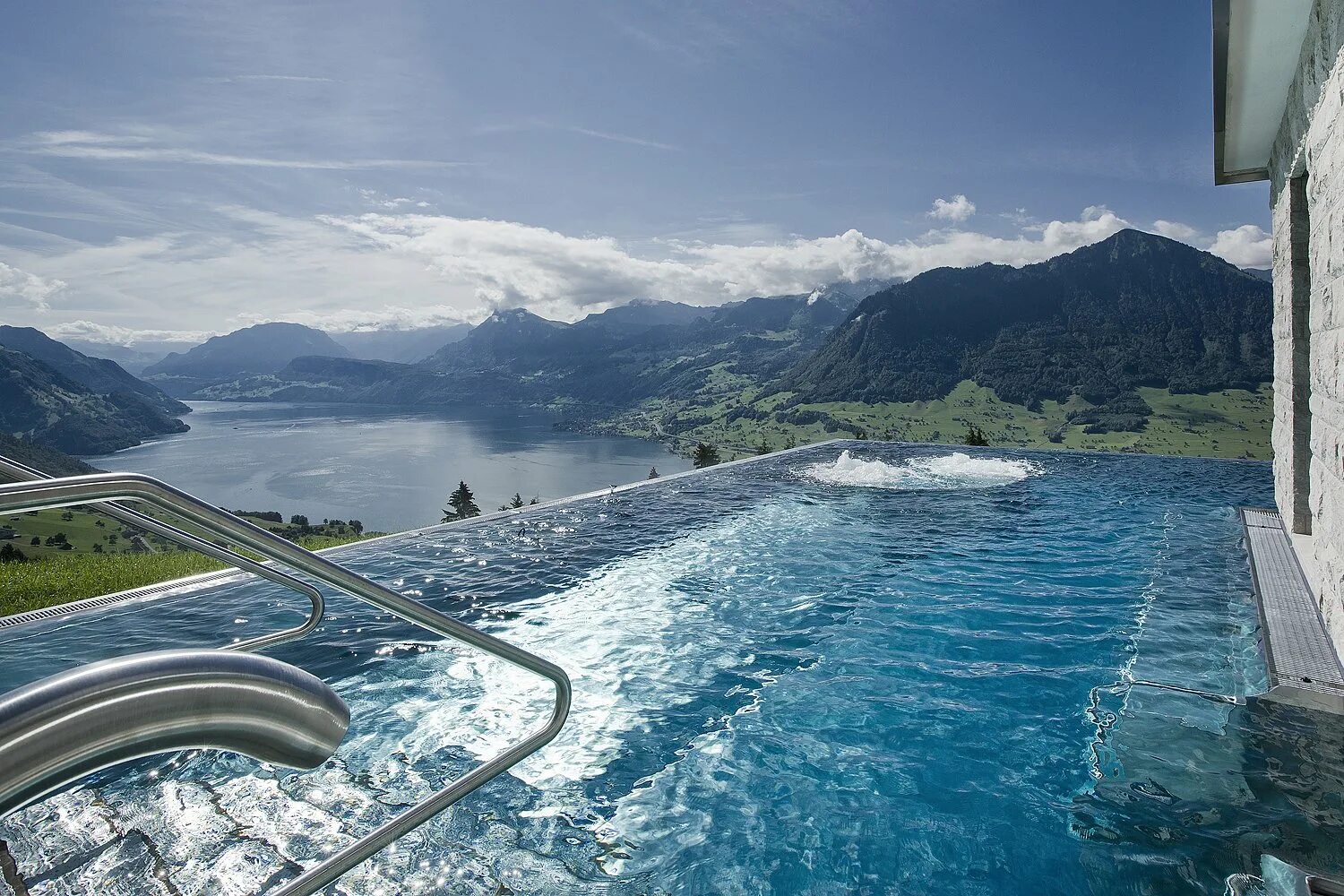 Отели с бассейном с видом на горы. Отель вилла Honegg Швейцария. Hotel Villa Honegg 5* Швейцария. Villa Honegg Швейцария горы. Villa Honegg 5*s, Хонегг.