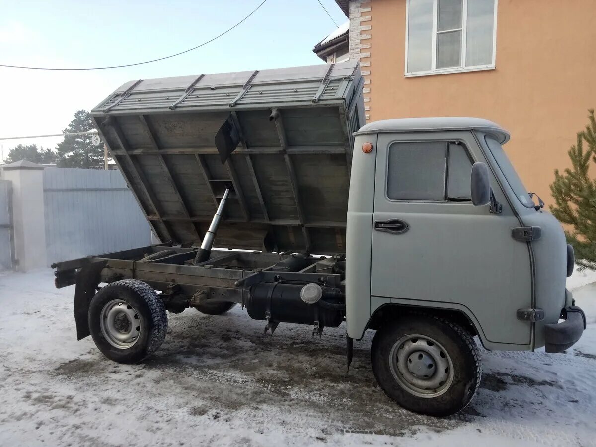 3303 самосвал авито. Щебень уаз самосвал. 3303 самосвал авито. Уаз грузовой 3303 самосвал. Уаз 3303 бортовой.
