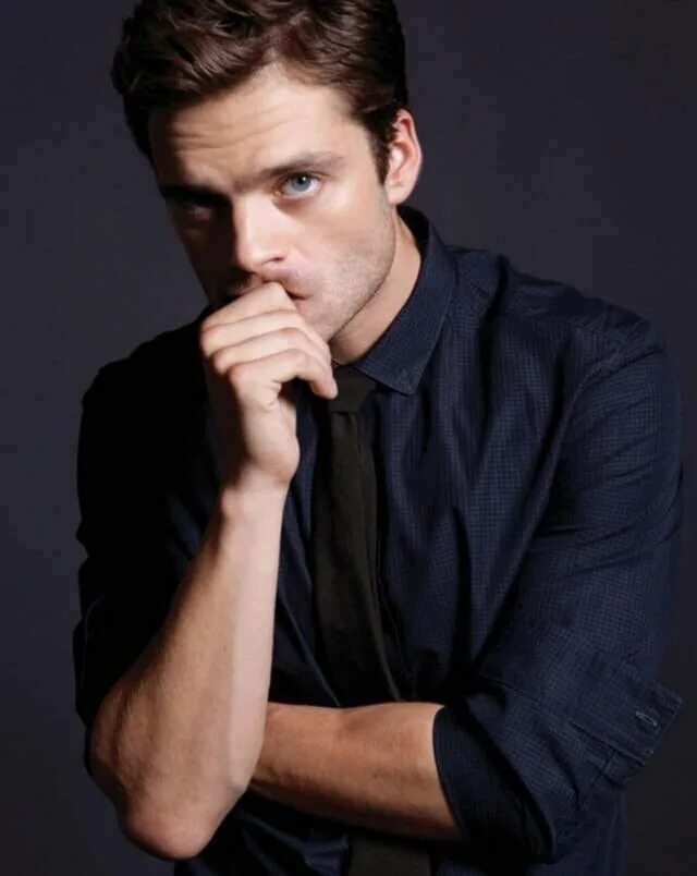 Смешное описание человека. Парень 4 буквы. Портрет мужчины. Парень 4 буквы. Йоан гриффит молодой.