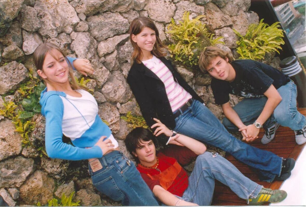 Группа erreway. Мятежный дух. Мятежный дух марисса. Мятежный дух группа erreway. Мятежный человек.