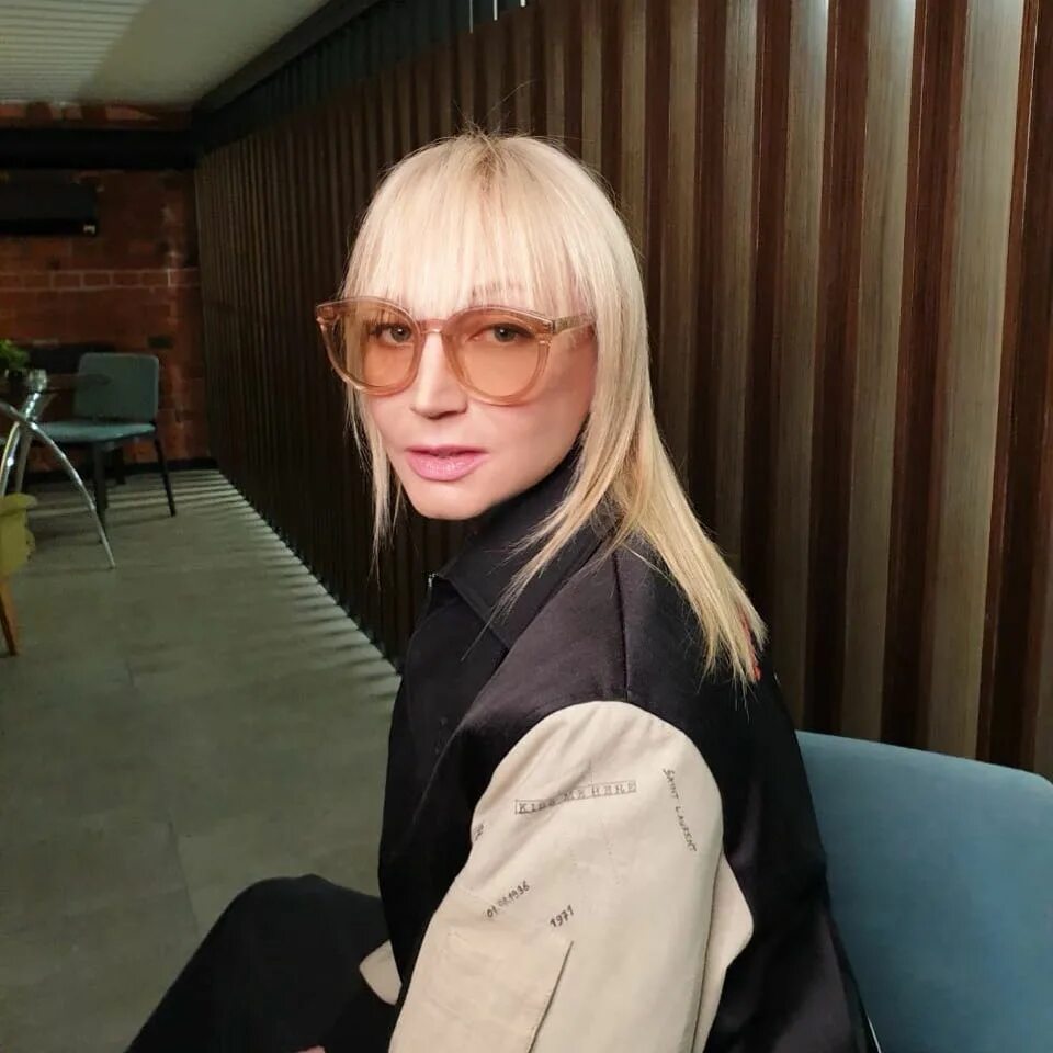 Кристина орбакайте 2022. Кристина орбакайте руки. Кристина певица. Кристина орбакайте максим. Орбакайте и моисеев.