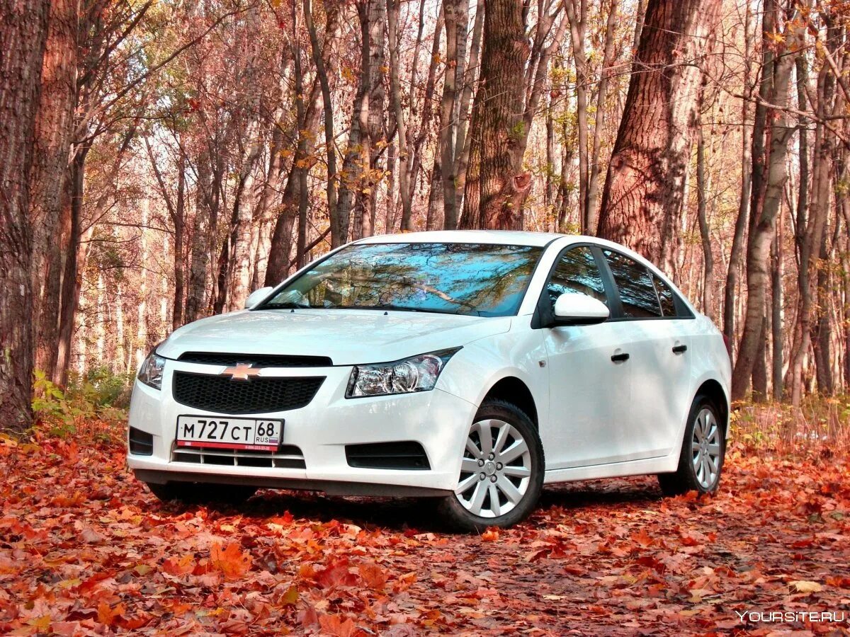 Картинки крузе. Chevrolet Cruze. Chevrolet Cruze 2012 белый. Шевроле Круз 2012 белый седан. Chevrolet Cruze (Шевроле Круз).