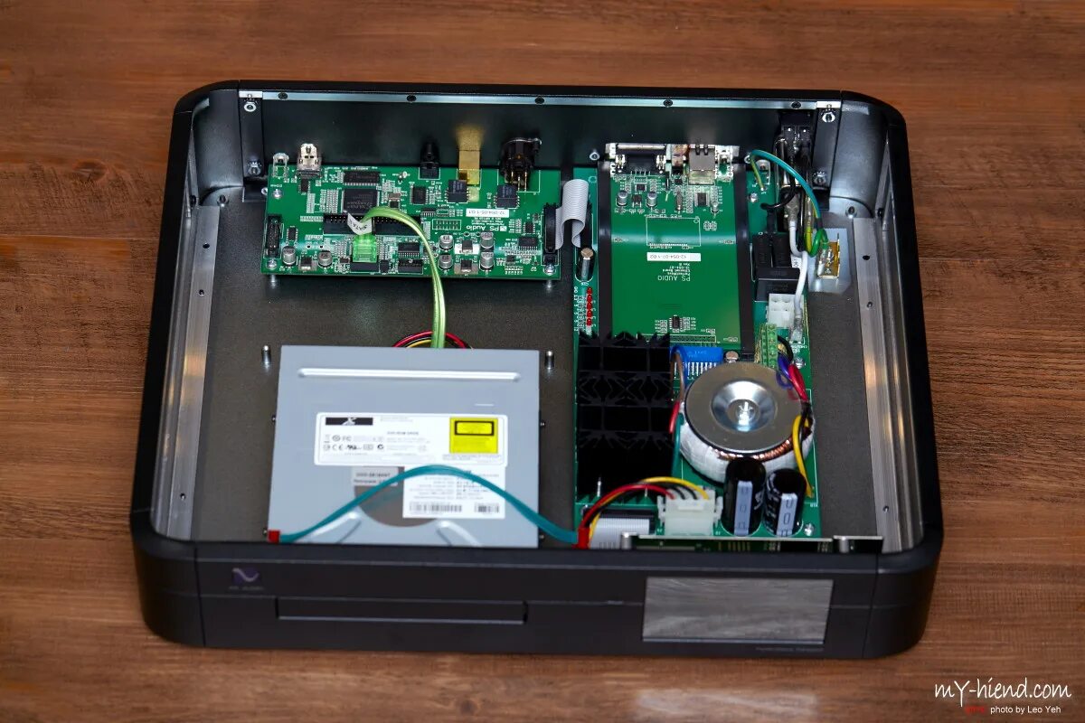 Mark levinson 326s. Dac ps audio digital link ii. P s audio. Dac ps audio digital link lll. P s audio.