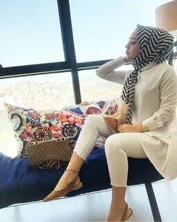 Турбанли feet. 