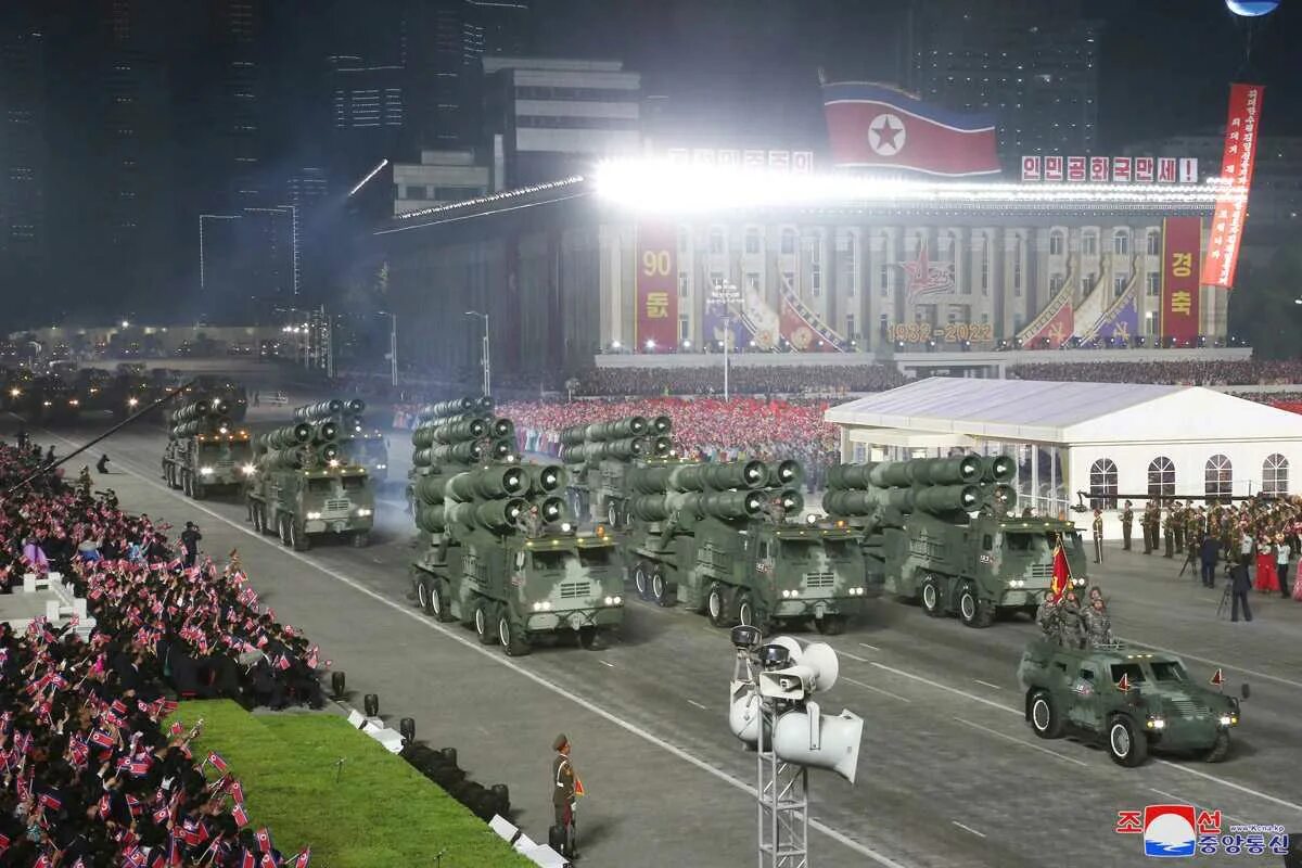 Парад в харбине 16 сентября. Парад КНДР 2023. Парад в Северной Корее 2023. Парад войск Северной Кореи. Военный парад в Пхеньяне.