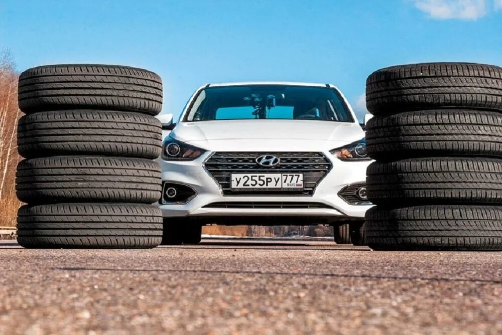 Хорошая резина на лето отзывы. Шины Nexen Tire. Мишлен Нексен. Шины Hyundai. Шины Кумхо на машине.