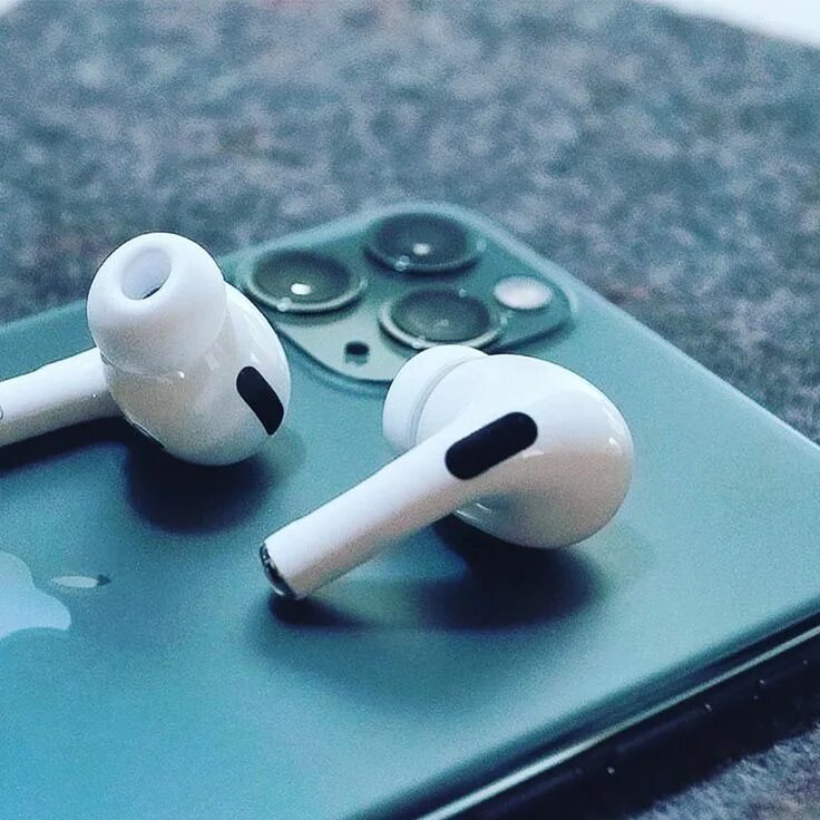 Apple airpods pro 2. Air pro 2023. Macbook air m2 2023. Эпл эйр подс про. Air pro 2023.