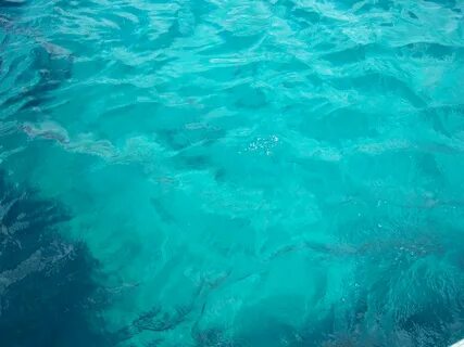 Водно голубой цвет