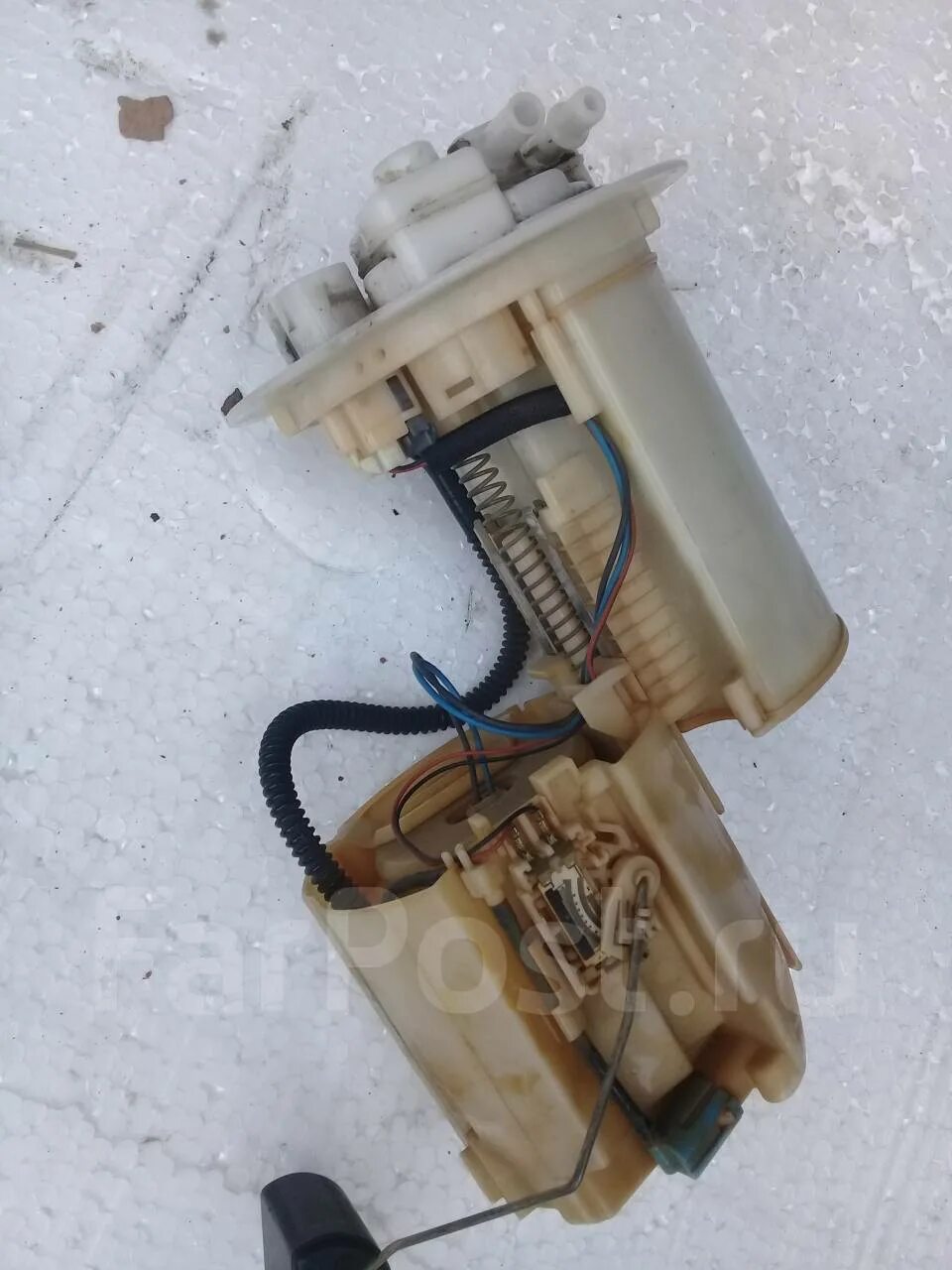 Помпа toyota bb. Топливный фильтр тойота пассо. Тойота виста ардео топливный фильтр. 1182954 bmw. Тойота топливный насос в баке.