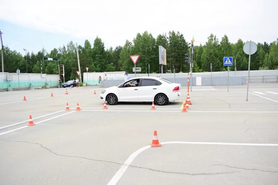 щерба гаи джанкой. экзамен в автошколе. гаи сдача экзамена на права. автошкола мрэо. досааф автошкола брянск советский.
