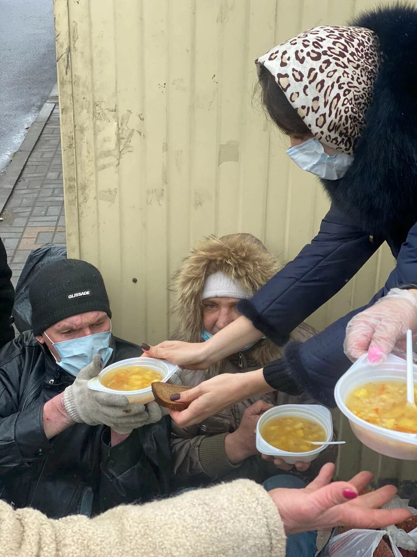 Жизнь группа помощи бездомным