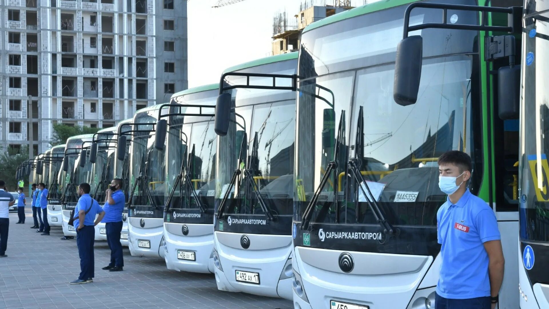 Маршрут автобусов шымкент. Новые автобусы шымкент. автобусный парк в новопеределкино. красный автобус в шымкенте экскурсия. маршрут 18 автобуса в шымкенте.