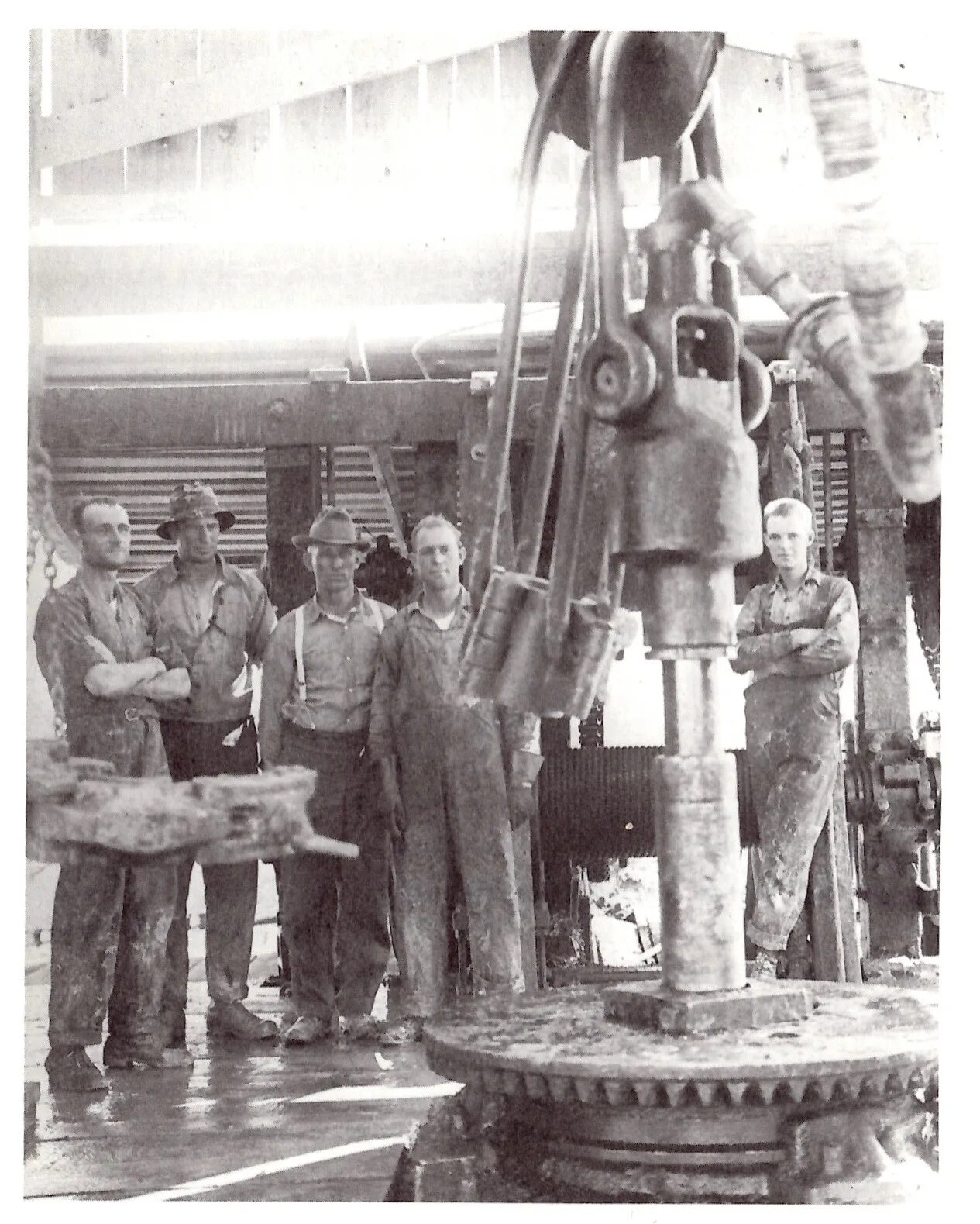 День буровика. Производственная тематика в живописи. Бурильщик нефтяных скважин. Нефтяник профессия. Нефтяник.