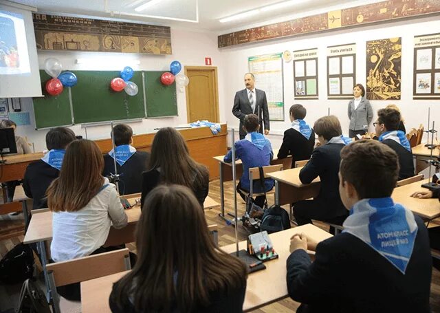 Сайт 3 курчатов. Лицей 3 курчатов. школа 6 курчатов. атомкласс школы росатома. 2 школа город курчатов перестроили.