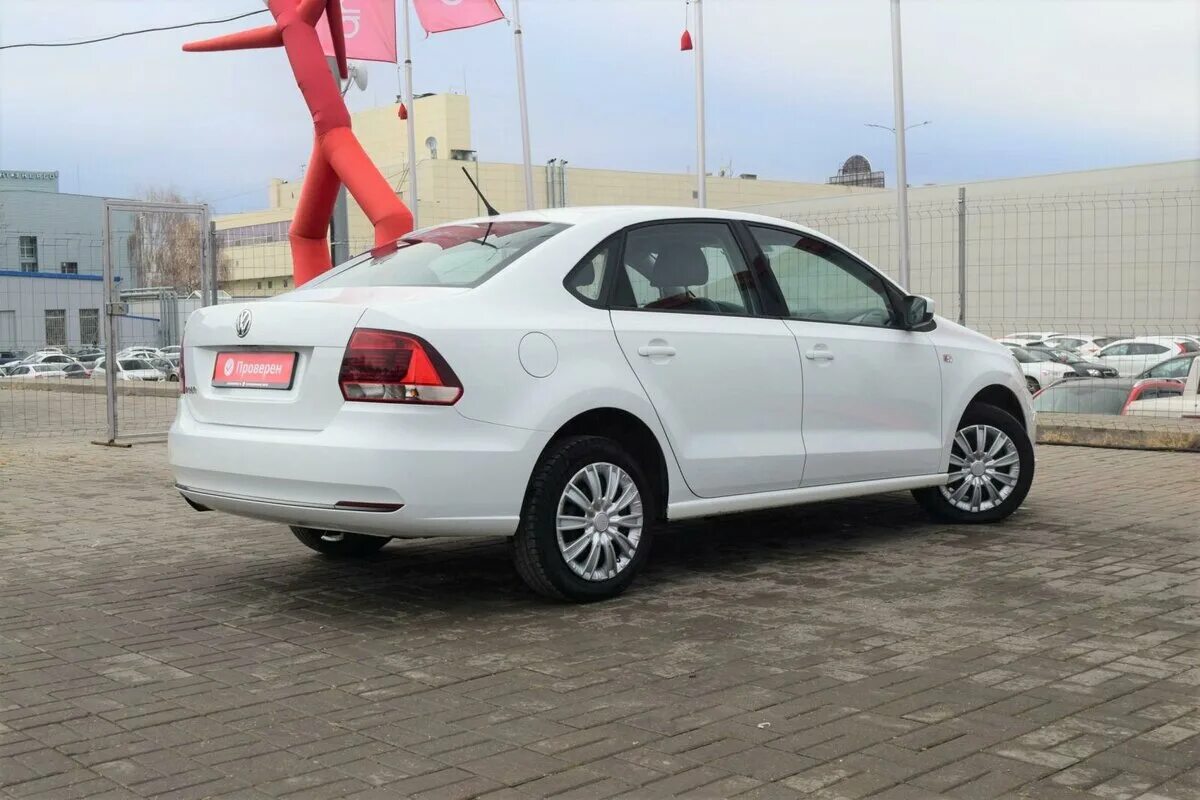 Volkswagen Polo 2015 белый. VW Polo 2015 белый задний. Polo 5 White. Олх Фольксваген поло седан 2015г.