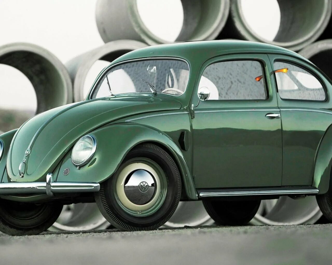1 автомобиль фольксваген. Volkswagen Beetle Classic. Volkswagen Beetle car. Фольксваген Кафер Жук 1938. Фольксваген Битл 1920.