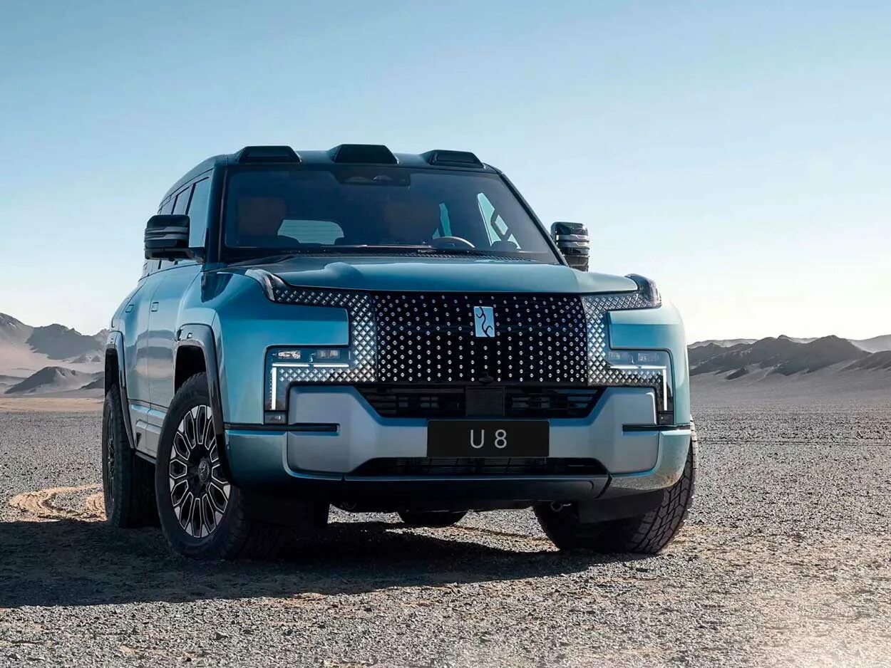 Byd u9. Yangwang u8. yangwang u8 внедорожник. byd машина yangwang u8. byd джип 2025.