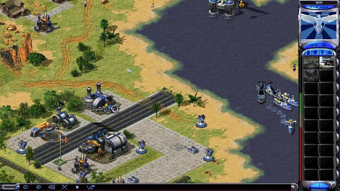 Стратегия второго игрока. Red Alert 2. Command & Conquer: Red Alert 2. Command & Conquer: Red Alert 2 2000. Стратегия Red Alert 2.