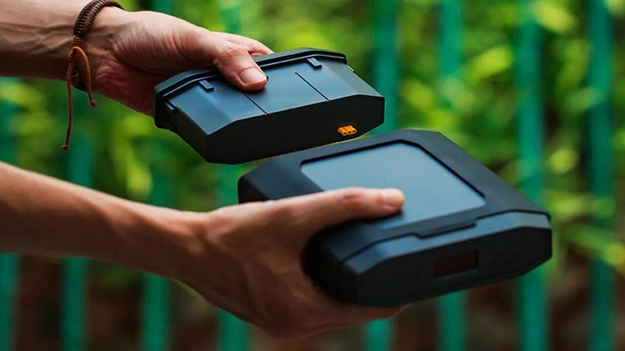 Самый емкий повербанк. Пауэр технолоджис. Блок питания гейм макс 800. Best power technology. Повер ком 1000.