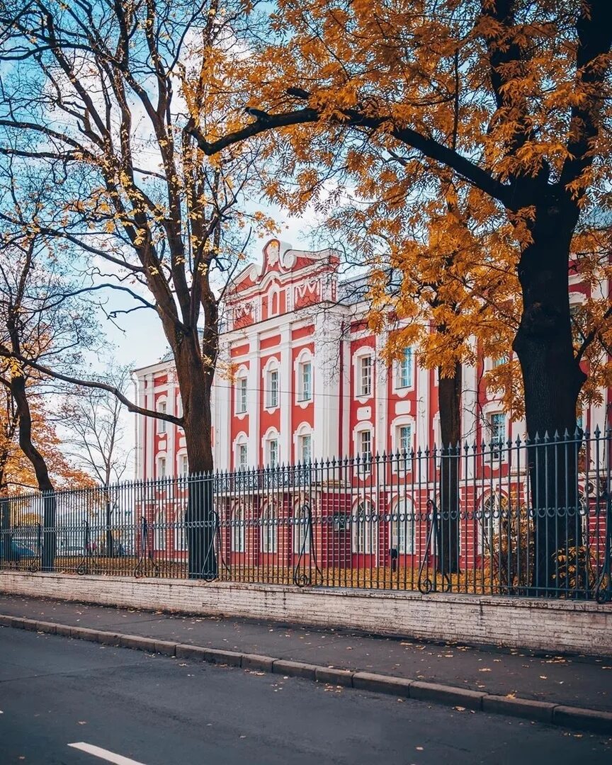 СПБГУ – Санкт-Петербургский государственный университет. СПБГУ 12 коллегий. СПБГУ осенью. СПБГУ главное здание. Petersburg state university