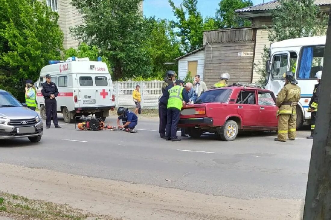 Пенза новости сегодня происшествия и пензенская область. ДТП В Кузнецке Пензенской области. Авария в Кузнецке Пензенской области вчера. Происшествия в Кузнецке Пензенской области 4.05.2021. ДТП В Кузнецке Пензенской.