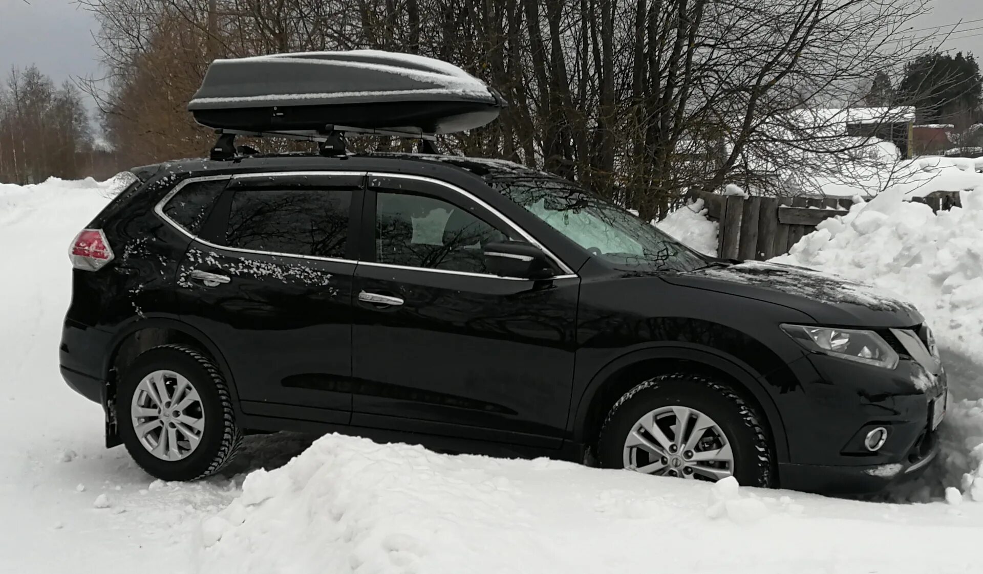 Thule x-Trail t32. Автобокс на Nissan x-Trail t32. Багажник x Trail t32. Автобокс на Мурано z51. Багажник на крышу ниссан х трейл