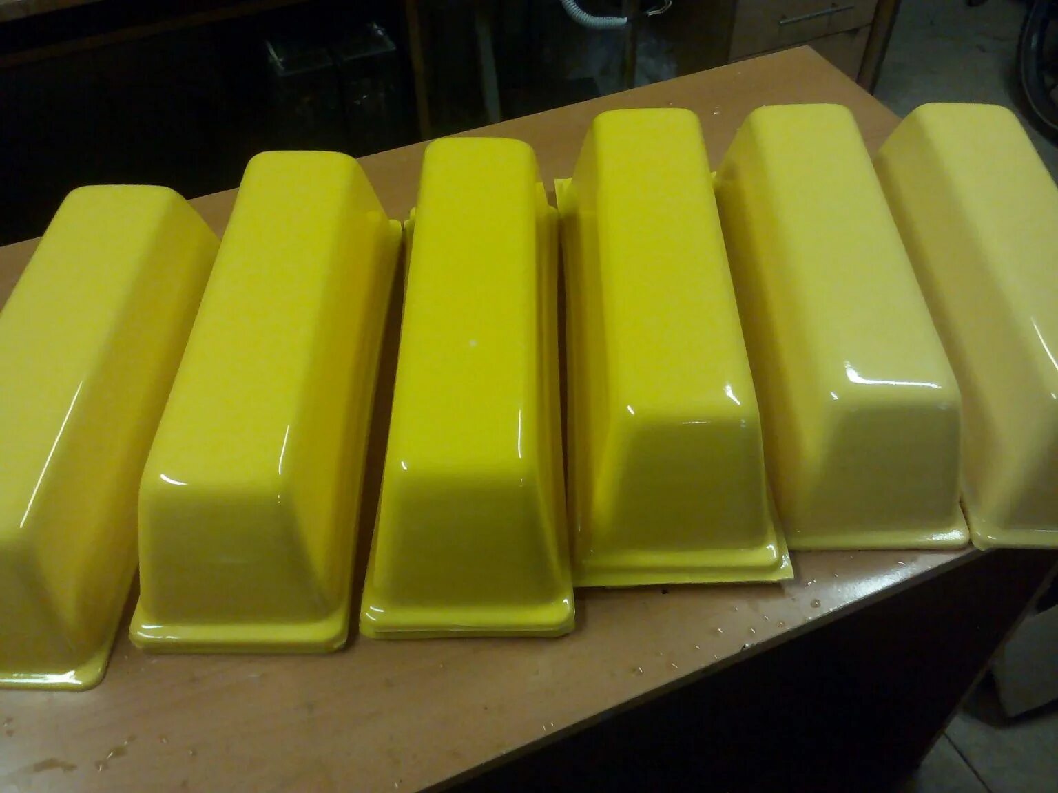 Вакуумная формовка абс. Вакуумная формовка стеклопластика. вакуумная формовка пвх пластика. формовка абс пластика. матрица из мдф для вакуумной формовки.