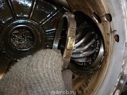 Передний сальник кпп