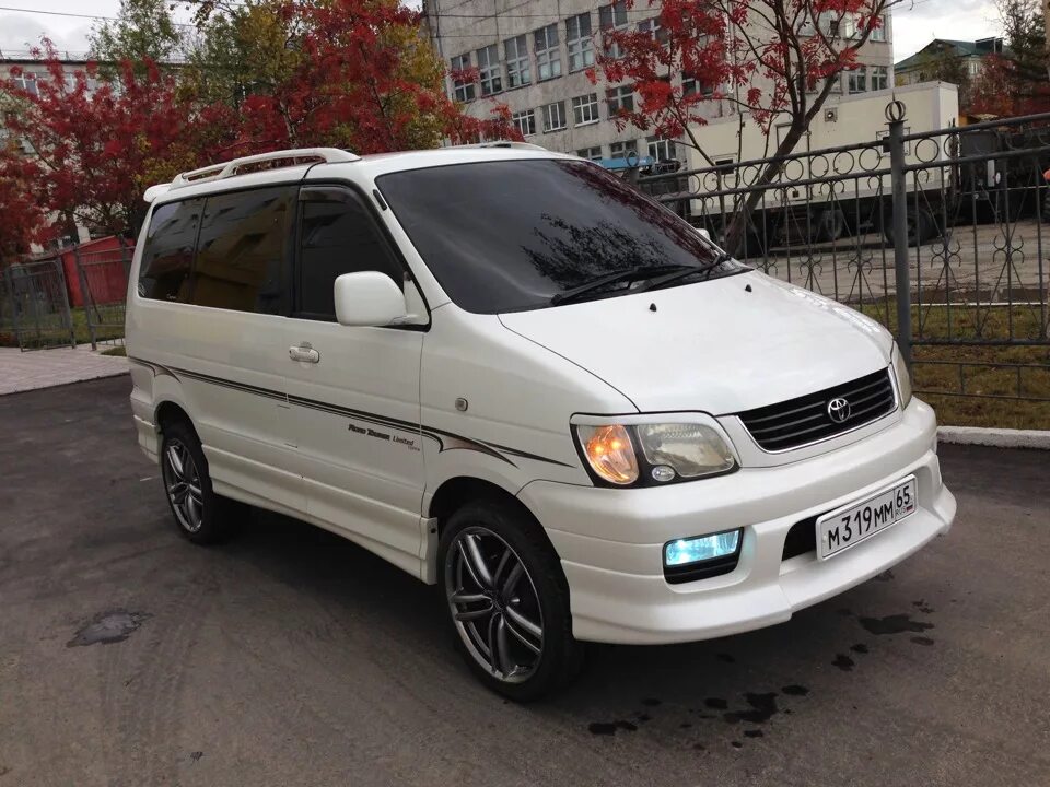 Toyota Lite Ace Noah 2001. Toyota Lite Ace Noah. Toyota Town Lite Ace Noah. Тойота Лайт айс Ноах 2001. Toyota lite купить