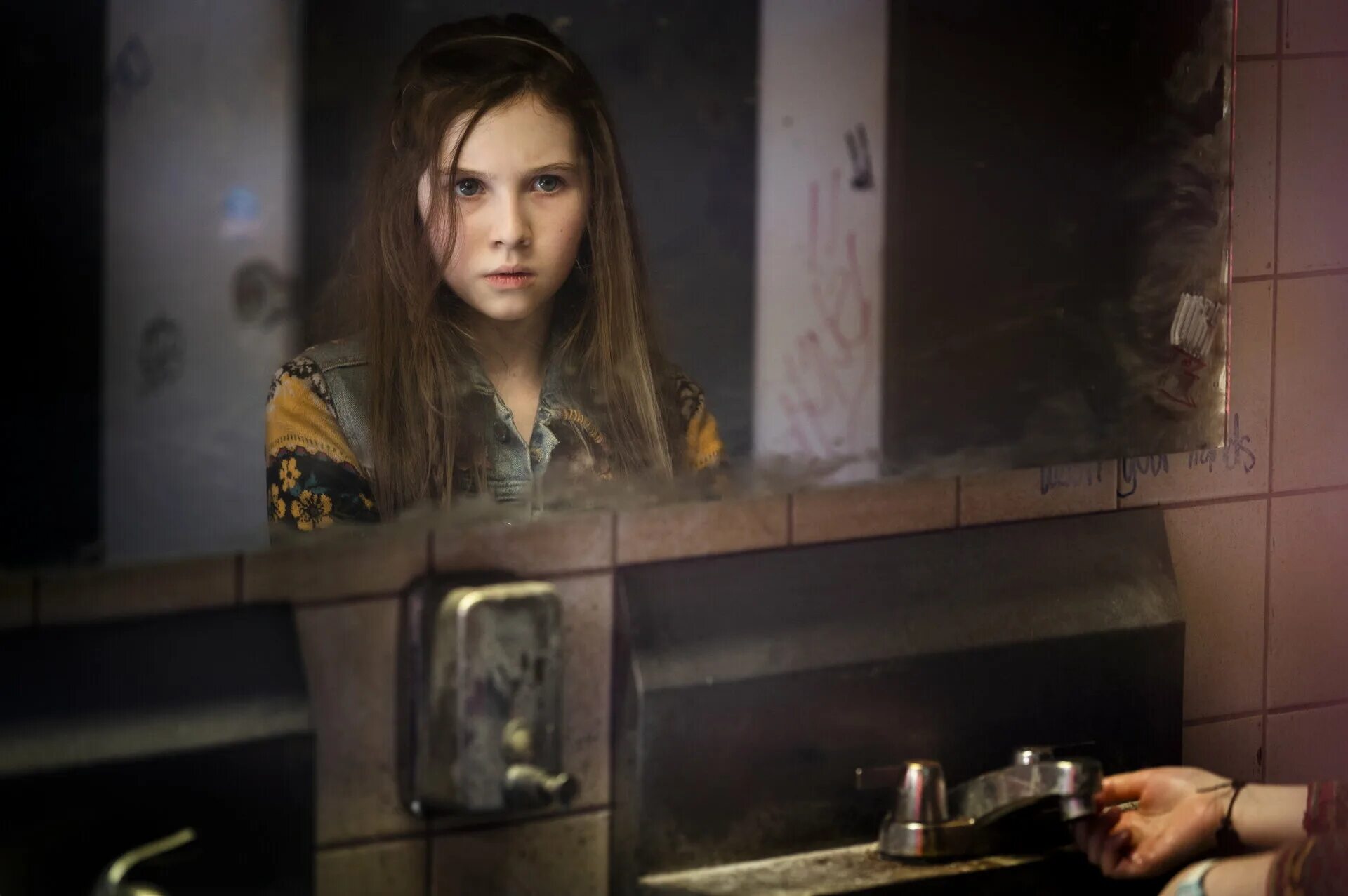 эмма берковичи не дыши. поставь дыши 2. не дыши 2 сезон страшные истории. поставь дыши 2. стефани арсила не дыши 2.