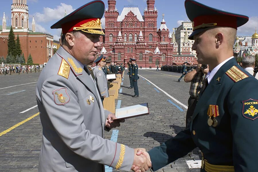 Общевойсковая Академия вс РФ на параде. Академия сухопутных войск Москва. ВУНЦ сухопутных войск Москва. Общевойсковая академия вс рф