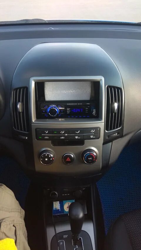 Как снять магнитолу хендай ай 30 Штатная магнитола Hyundai i30 2007-2013 Carmedia CE-8943 купить в Москве, цена