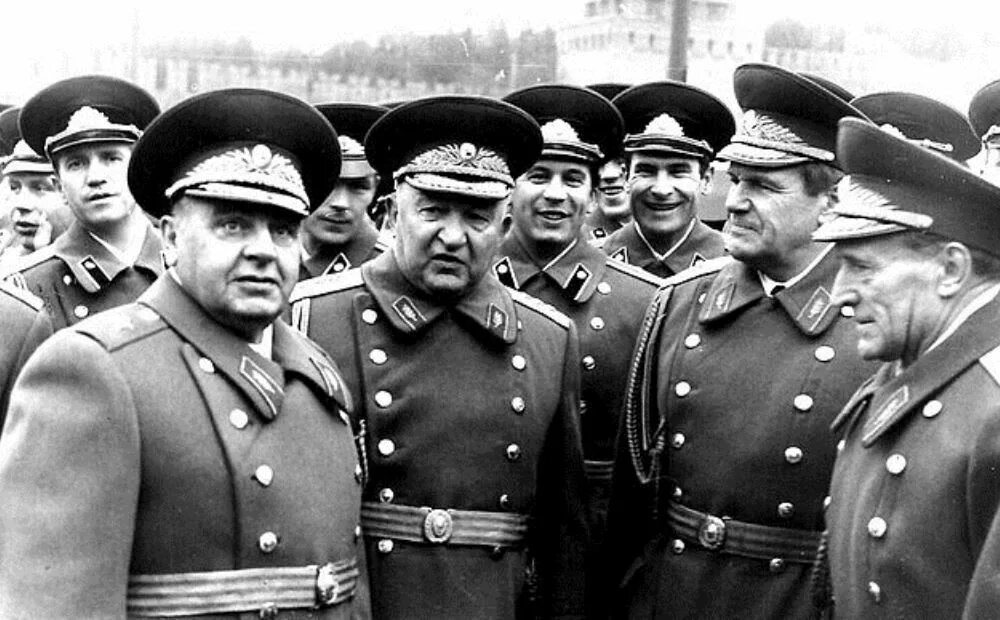 Маршал бутырки. Аганов маршал инженерных войск.