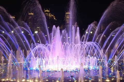 Самые красивые фонтаны в москве