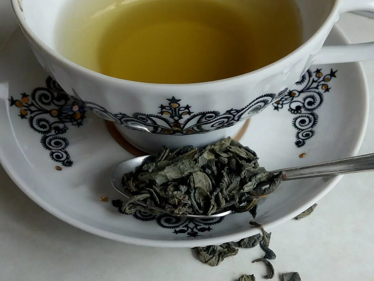 Вкусовые чаи с ароматом. Вкусный чай заварка. Чай заваренный вкус. Чай заваривается. Эрл грей заварка.
