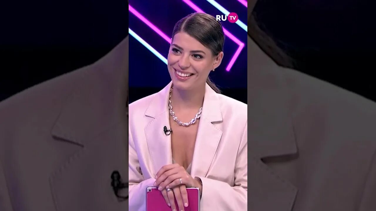 Клип люся чеботина плакал. Люся чеботина плакал голливуд. люся чеботина плакал голливуд клип. клипа люси чеботиной плакал голливуд фото. плакал голливуд чеботина фото.