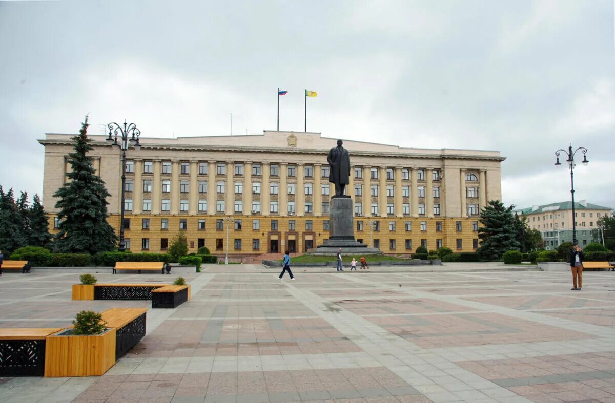 В Пензе огни на главной городской елке торжественно зажгутся 9 декабря